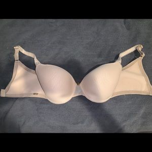 chantelle nude bra